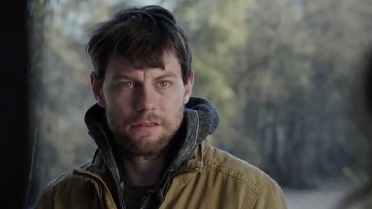 Você já pode assistir a segunda temporada de Outcast inteira