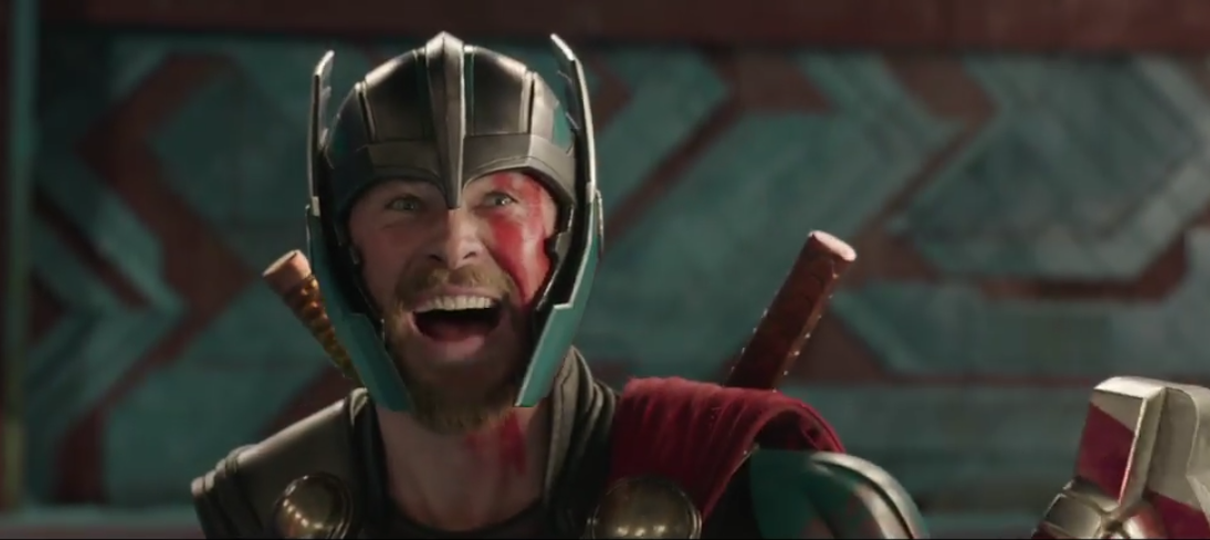 San Diego Comic-Con 2017 | Pôsteres de Thor: Ragnarok e Pantera Negra começam a aparecer na cidade