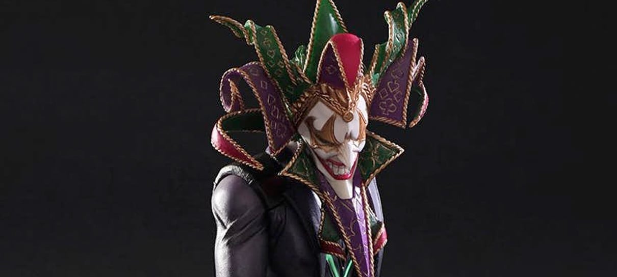 Essa action figure é tão insana quanto o próprio Coringa