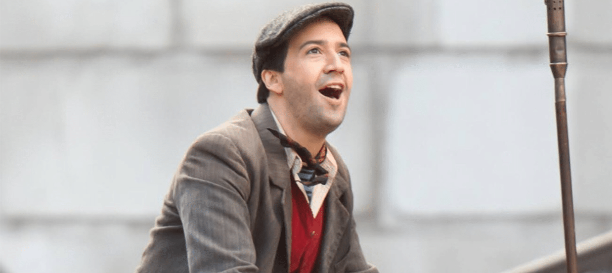 Mary Poppins Returns | Lin-Manuel aparece próximo de catedral nas novas fotos