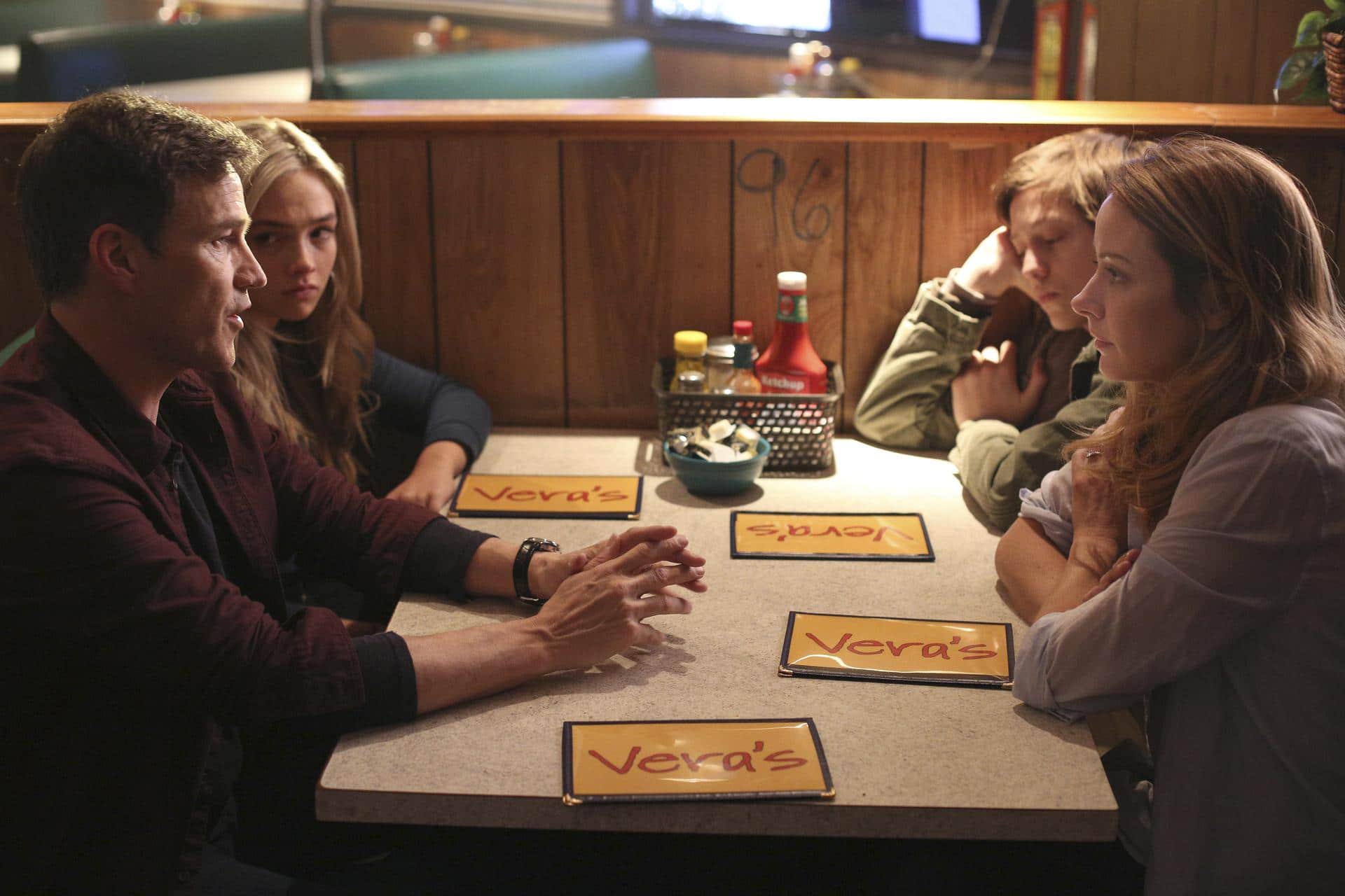 THE GIFTED:  L-R:  Stephen Moyer, Natalie Alyn Lind, Percy Hynes White and Amy Acker in THE GIFTED premiering this fall on FOX.  ©2017 Fox Broadcasting Co.  Cr:  Ryan Green/FOX