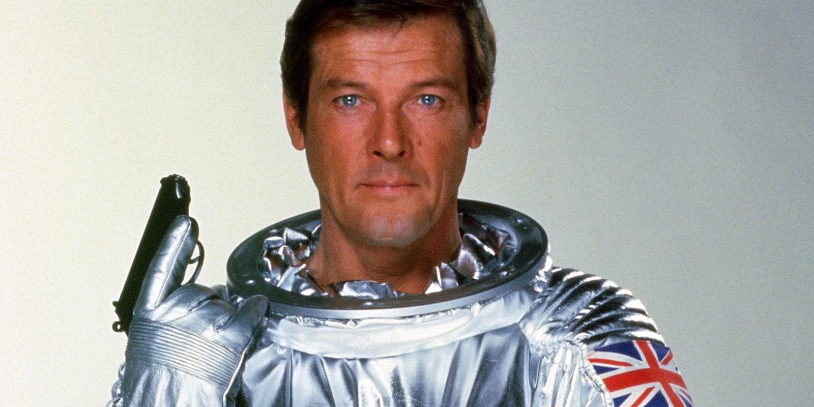 Morre o ator Roger Moore, um dos 007