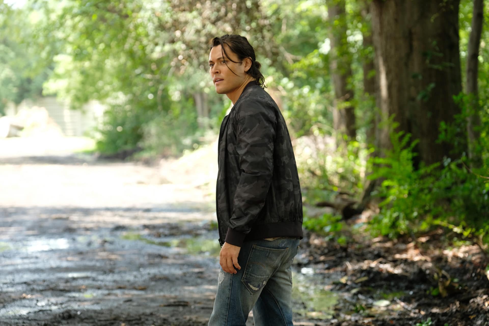THE GIFTED:  Blair Redford in the "eXodus" episode of THE GIFTED airing Monday, Oct. 16 (9:00-10:00 PM ET/PT) on FOX. ©2017 Fox Broadcasting Co. Cr: Eliza Morse/FOX