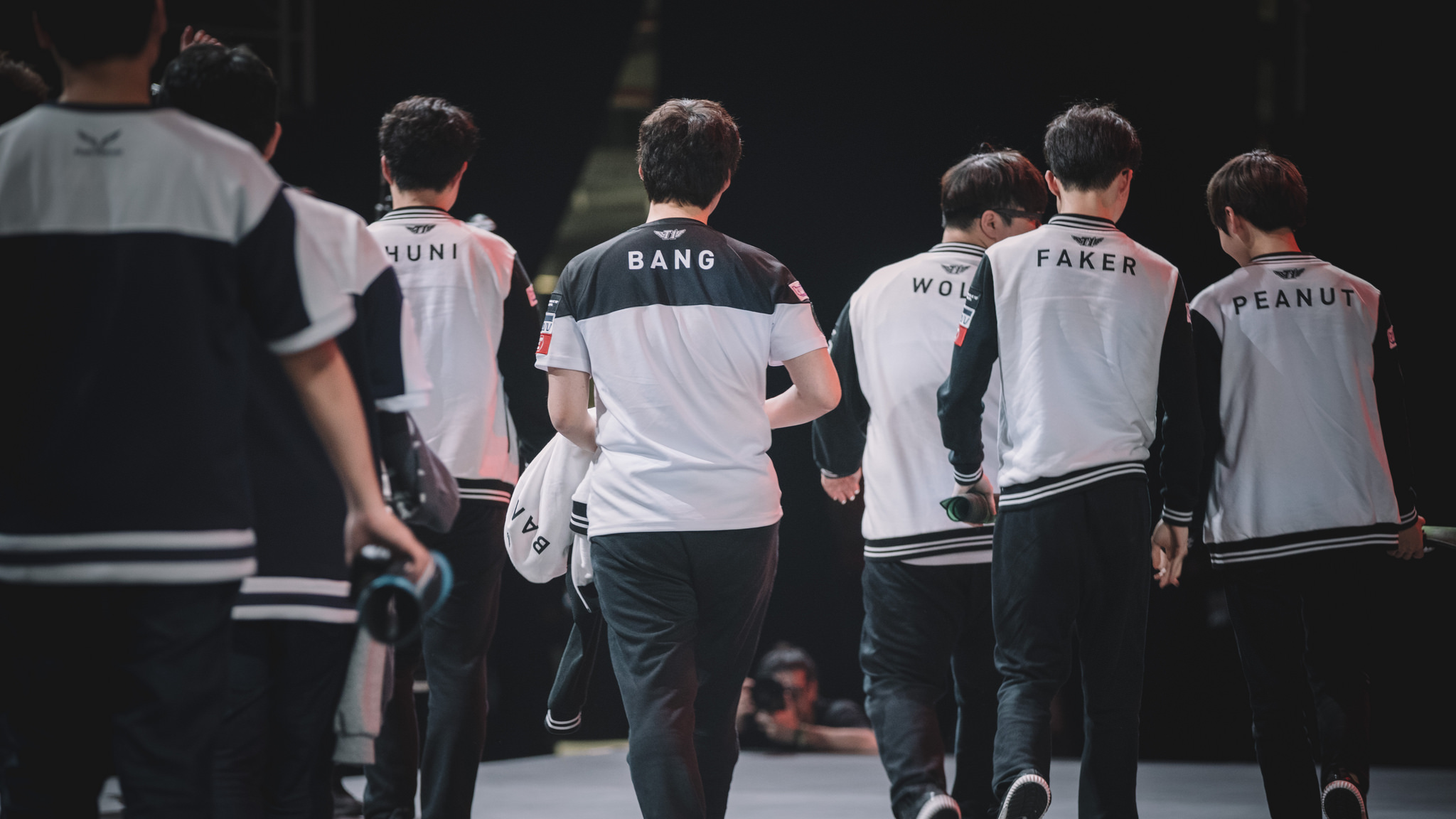 League of Legends | Evento beneficente reúne SK Telecom T1 e streamers brasileiros