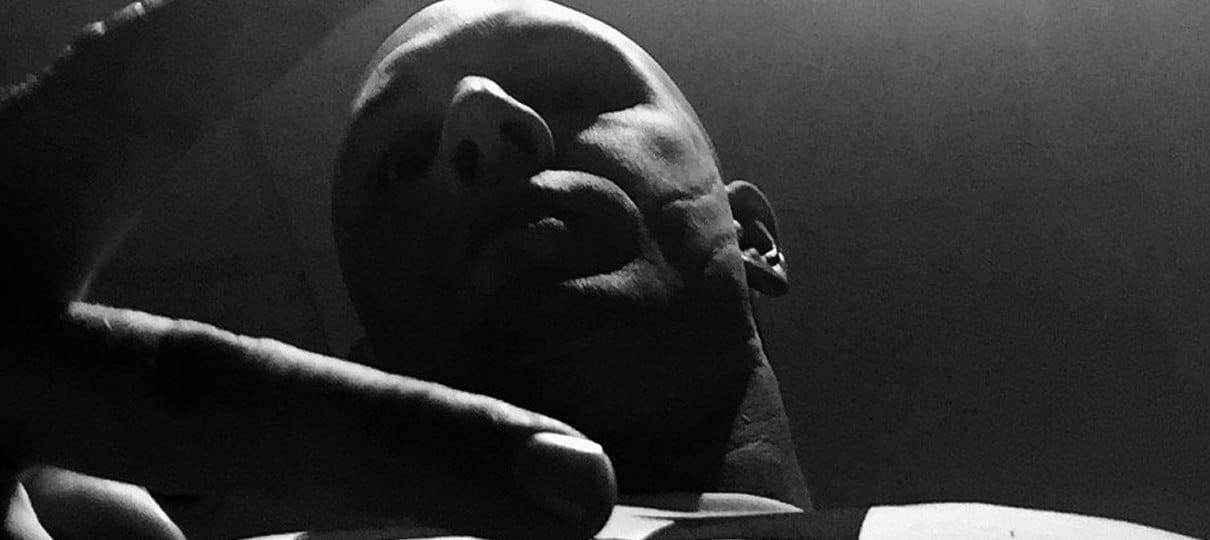 Venom | Tom Hardy será Eddie Brock no longa