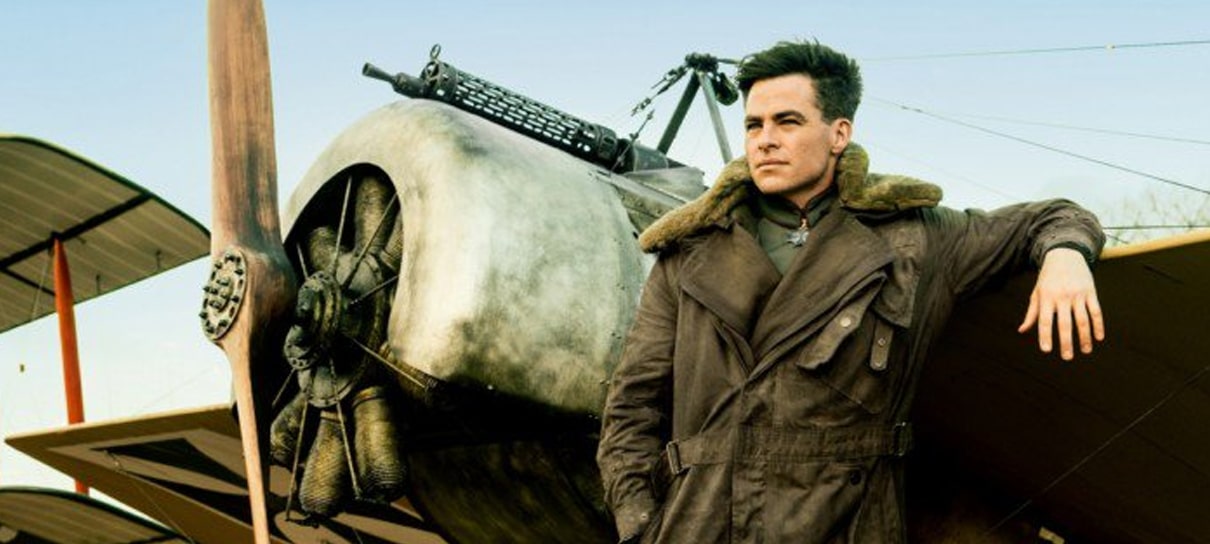 Steve Trevor aparece em nova foto de Mulher-Maravilha