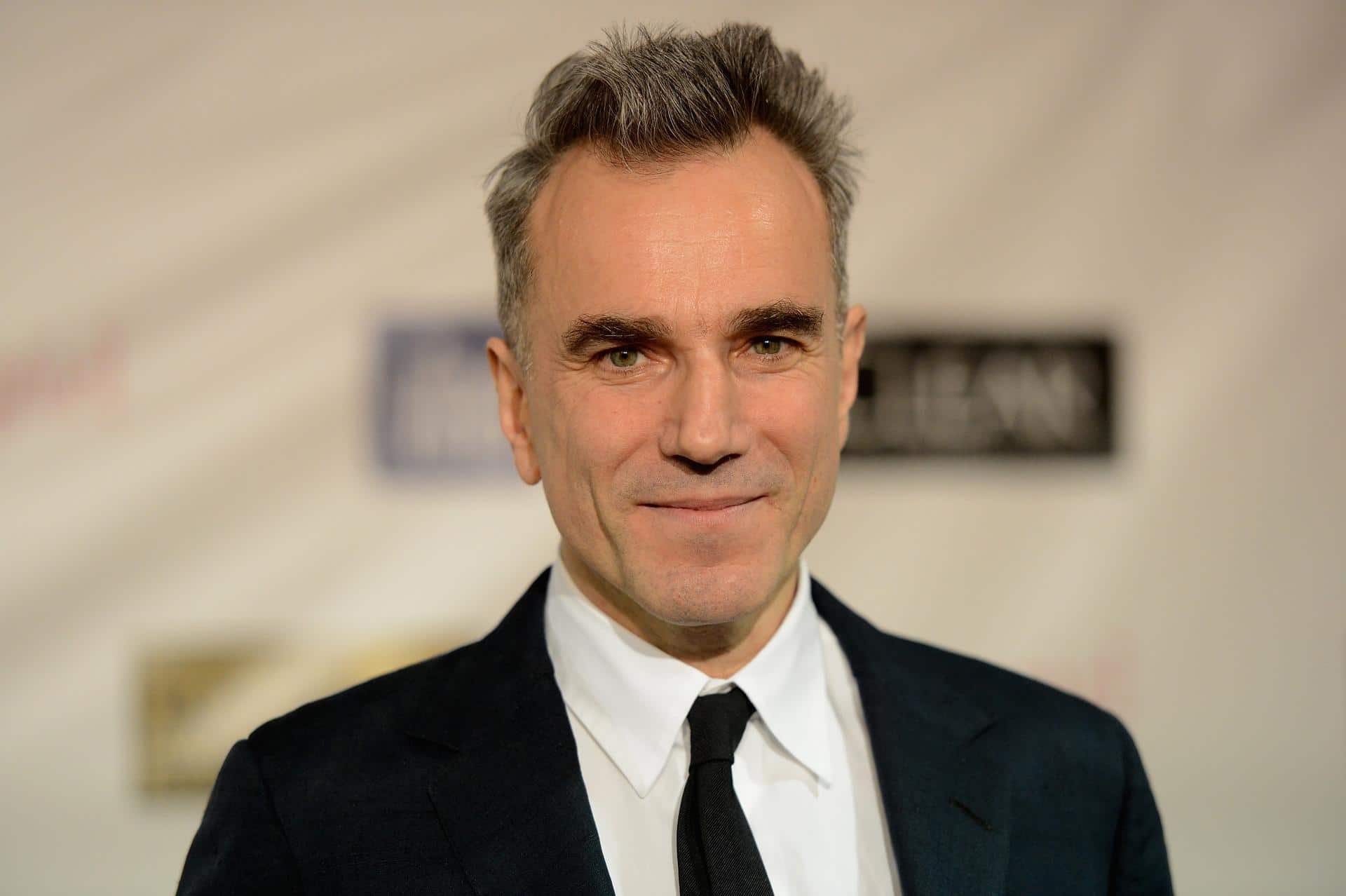 Daniel Day-Lewis, ator vencedor de três Oscars, anuncia aposentadoria