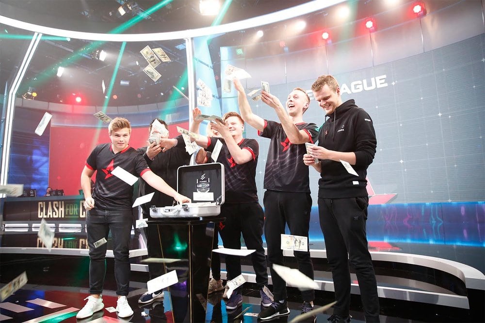 CS:GO | Astralis vence showmatch e leva US$ 250 mil