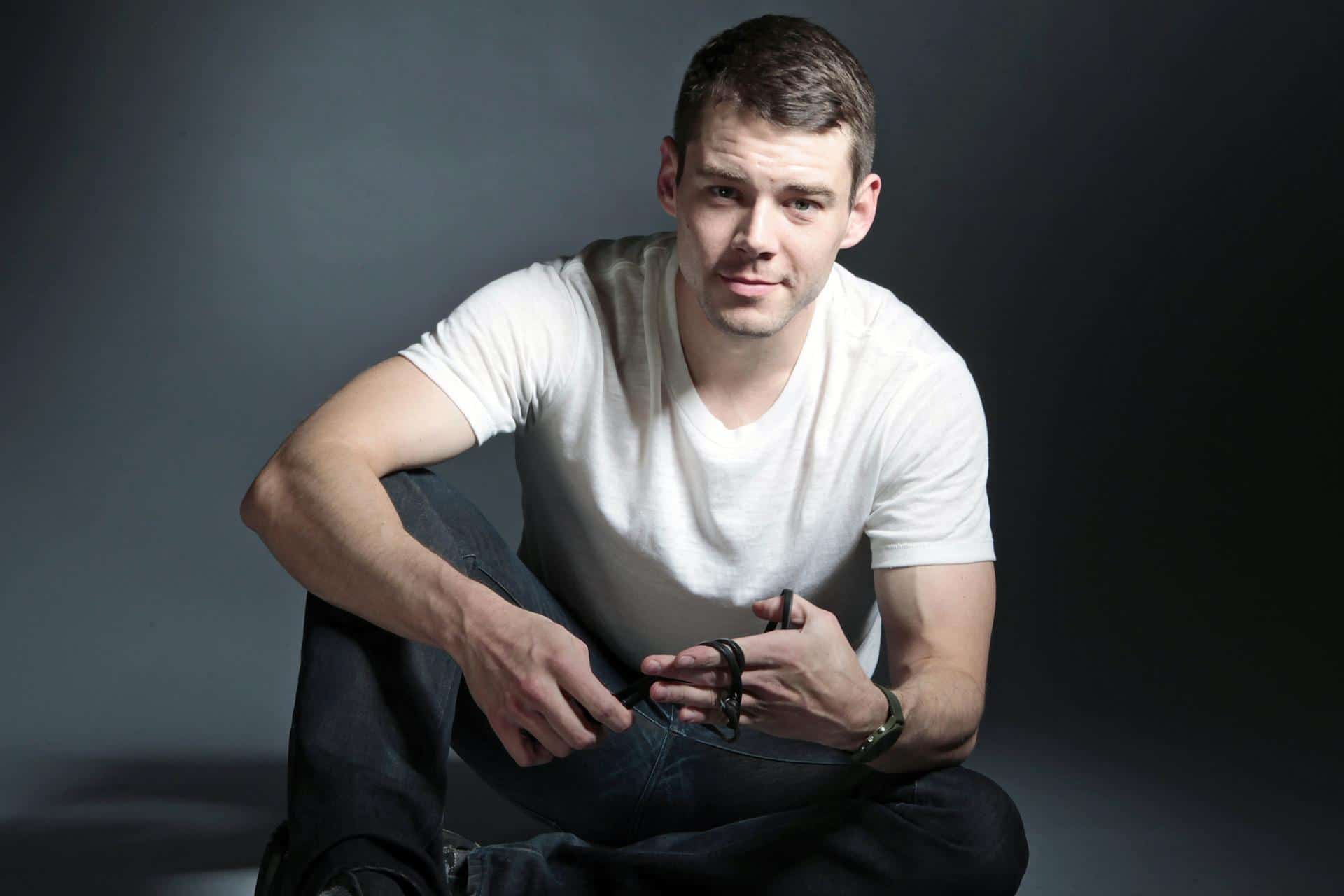 Sense8 | Brian J. Smith faz desabafo sobre o cancelamento da série