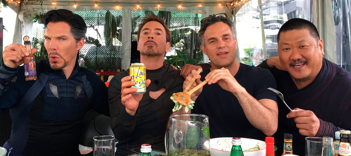 Vingadores: Guerra Infinita | Foto mostra Doutor Estranho, Tony Stark, Bruce Banner e Wong