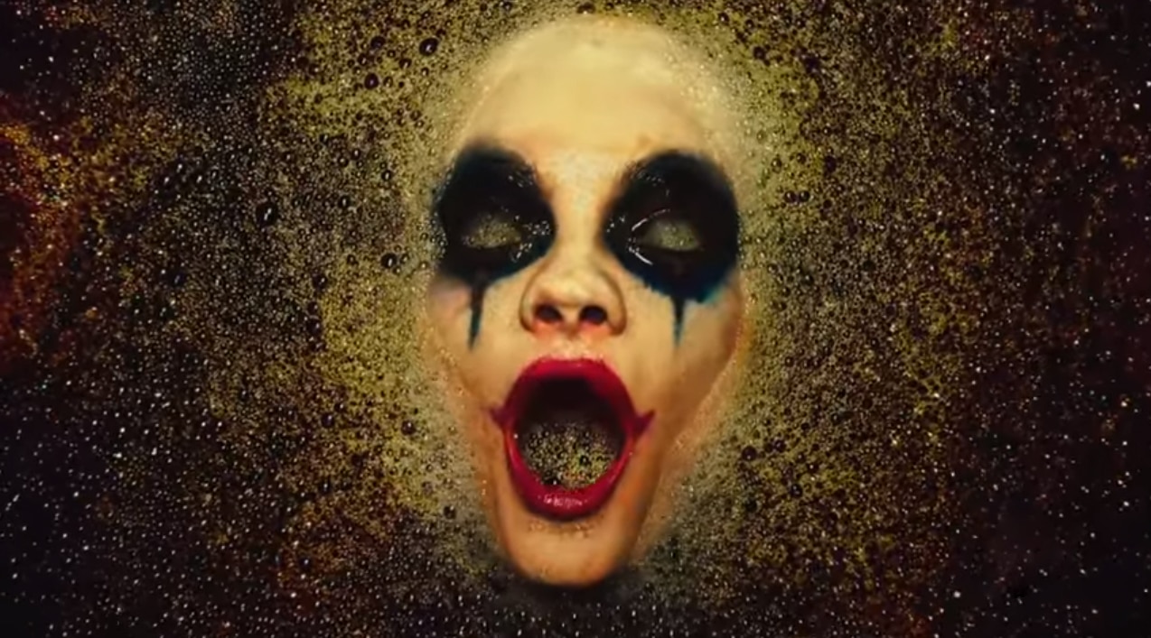 American Horror Story | Nenhum lugar é seguro nos teasers da sétima temporada