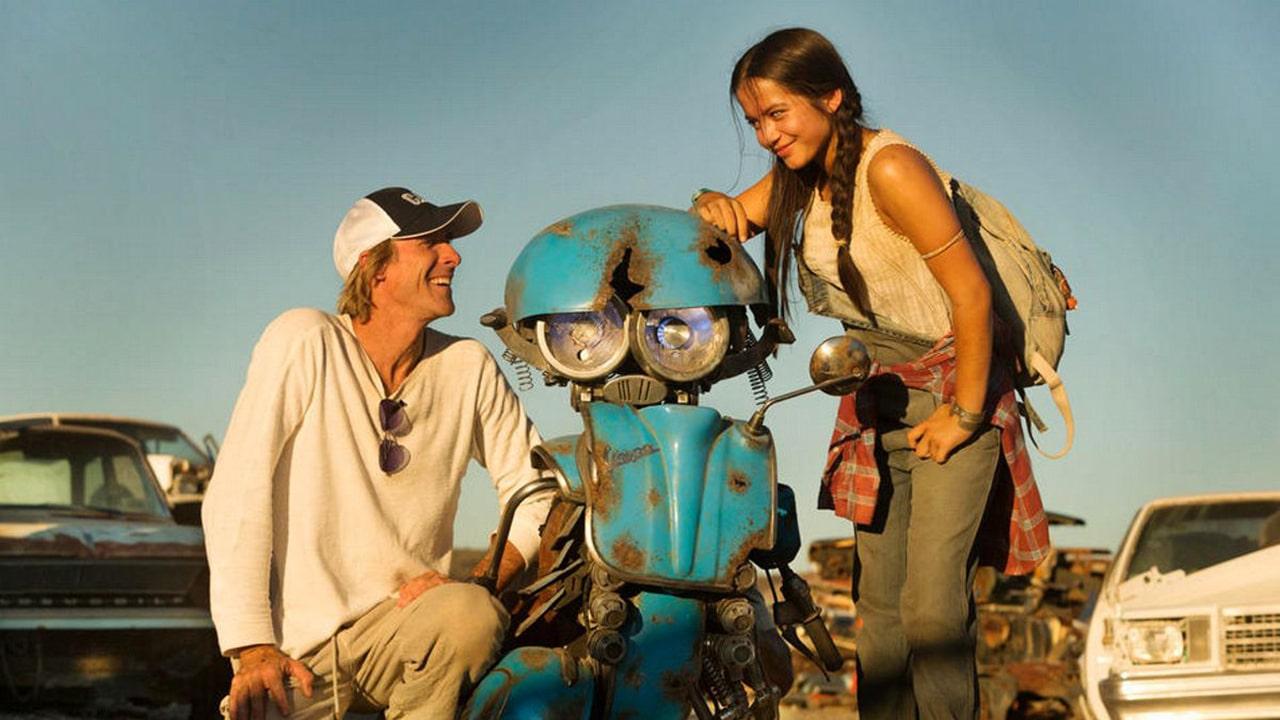 Michael Bay virá ao Brasil para divulgar Transformers: O Último Cavaleiro
