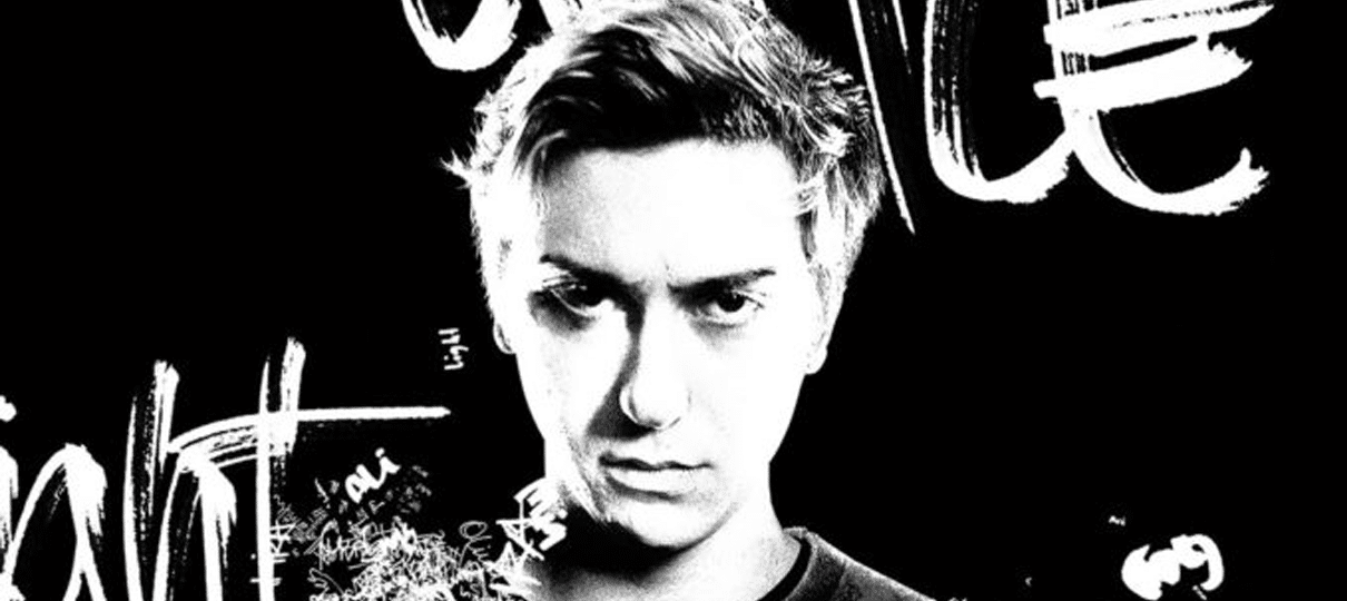 Light Turner aparece em cartaz inédito de Death Note