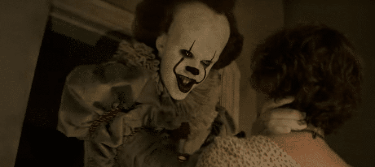 It: A Coisa | Pennywise está sempre de olho no novo trailer do filme