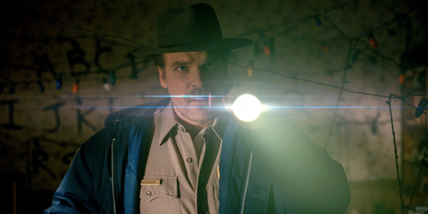 Stranger Things | Personagem de David Harbour terá arco "humilhante" na segunda temporada