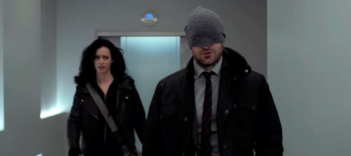 Os Defensores | Ator do Demolidor conta por que não usa o uniforme no início da série