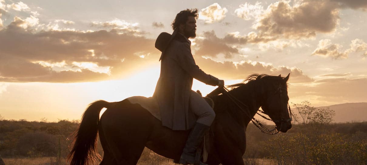 O Matador | Sertão estampa imagens do primeiro filme brasileiro da Netflix