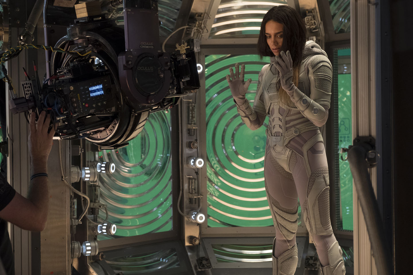 Marvel Studios ANT-MAN AND THE WASP

Hannah John-Kamen (Ghost) on set BTS  

Photo: Ben Rothstein

©Marvel Studios 2018