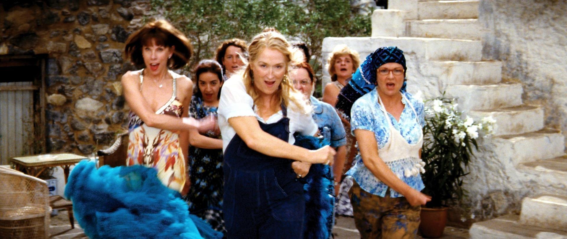 Mamma Mia: Here We Go Again terá músicas originais; as filmagens já começaram