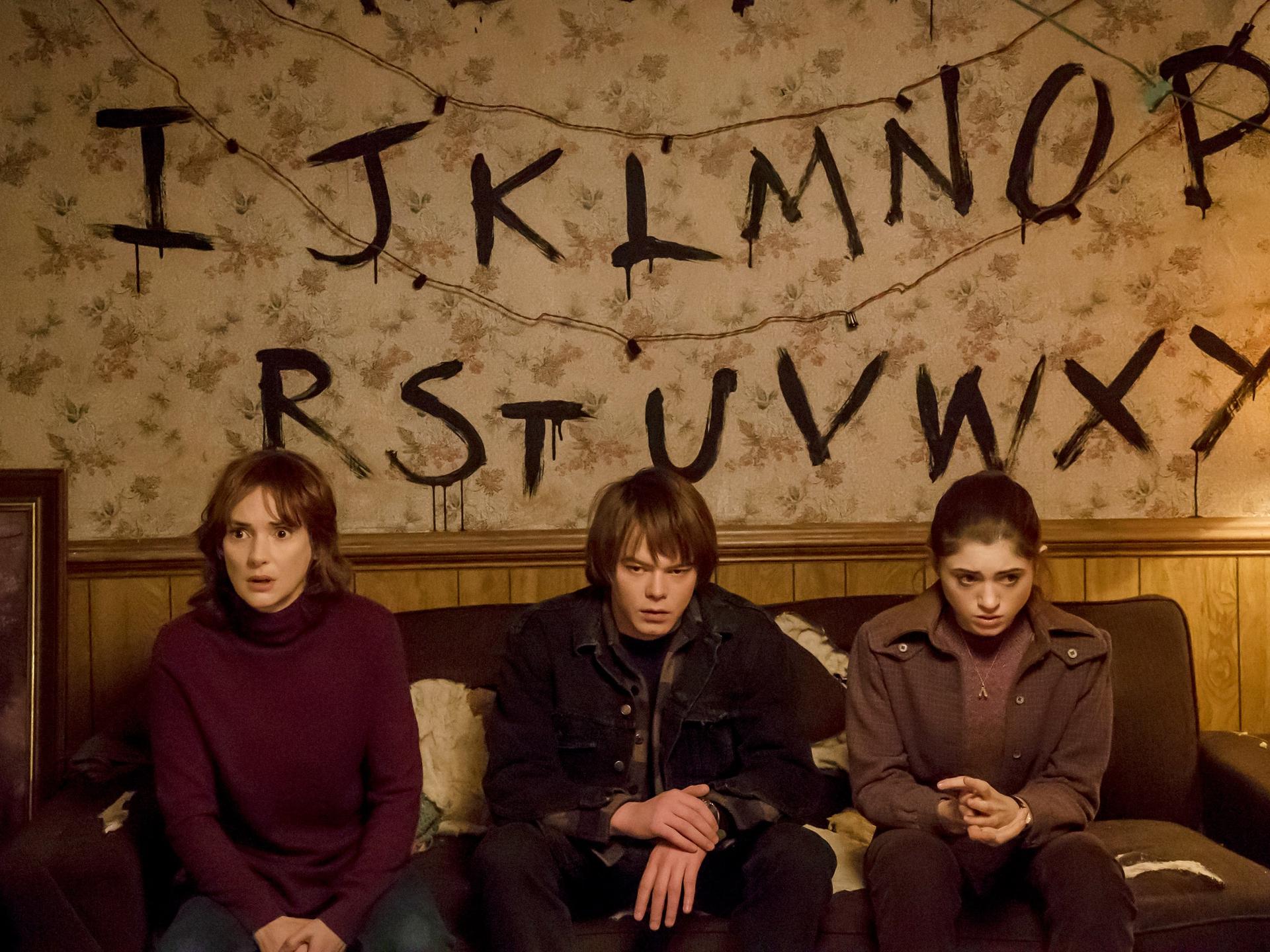 Stranger Things | Elenco resume a primeira temporada em dois minutos