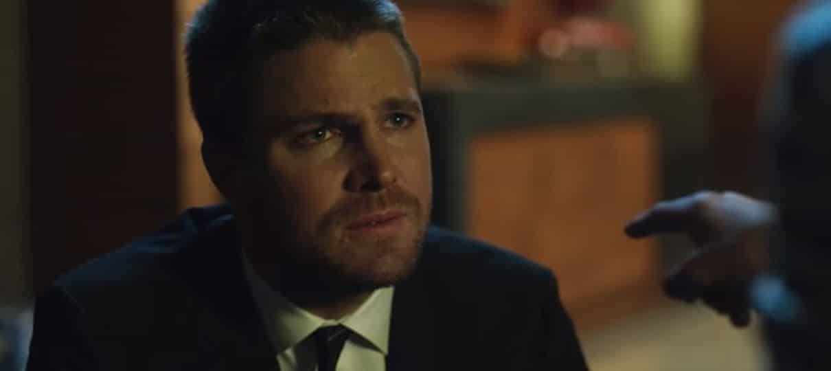 Arrow | Relação de Oliver Queen e seu filho é destacada em trailer da sexta temporada