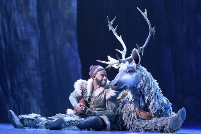 Por uma vez na eternidade, as fotos do musical de Frozen, na Broadway, livres estão