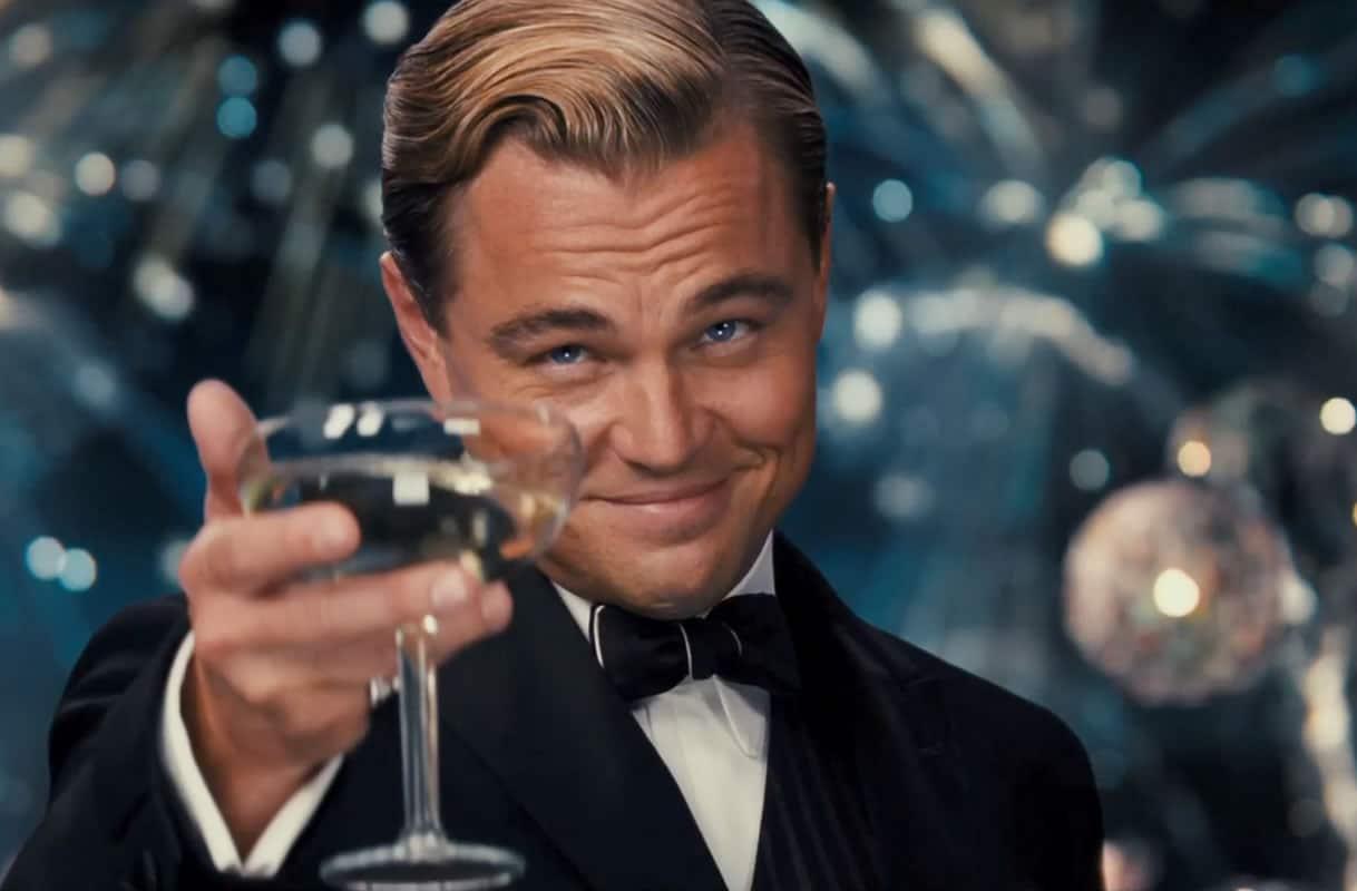 Warner Bros. quer Leonardo DiCaprio como jovem Coringa em filme solo