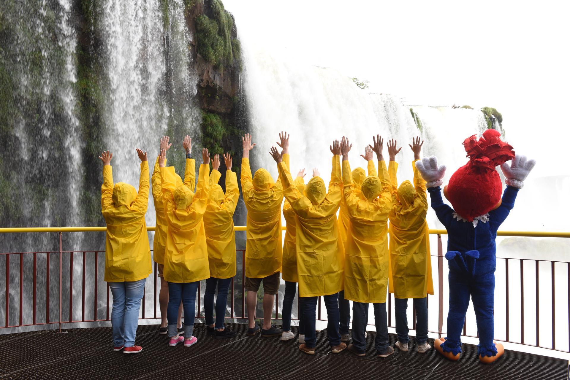 Pica-Pau visita Cataratas do Iguaçu e faz todo mundo lembrar daquele episódio