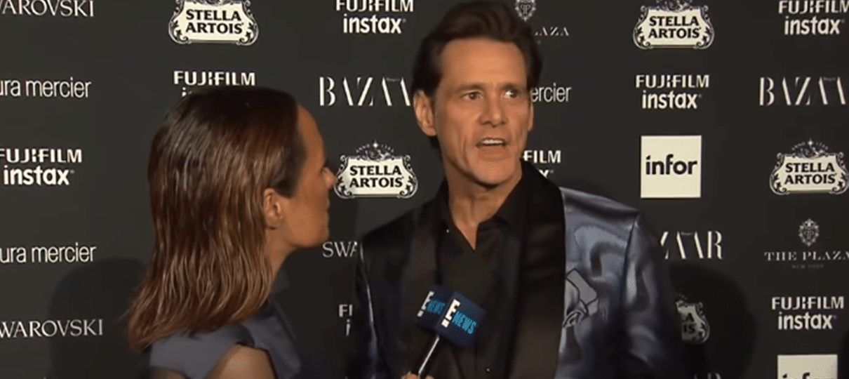 Jim Carrey diz que não acredita em “ídolos” e que “nada disso faz sentido”