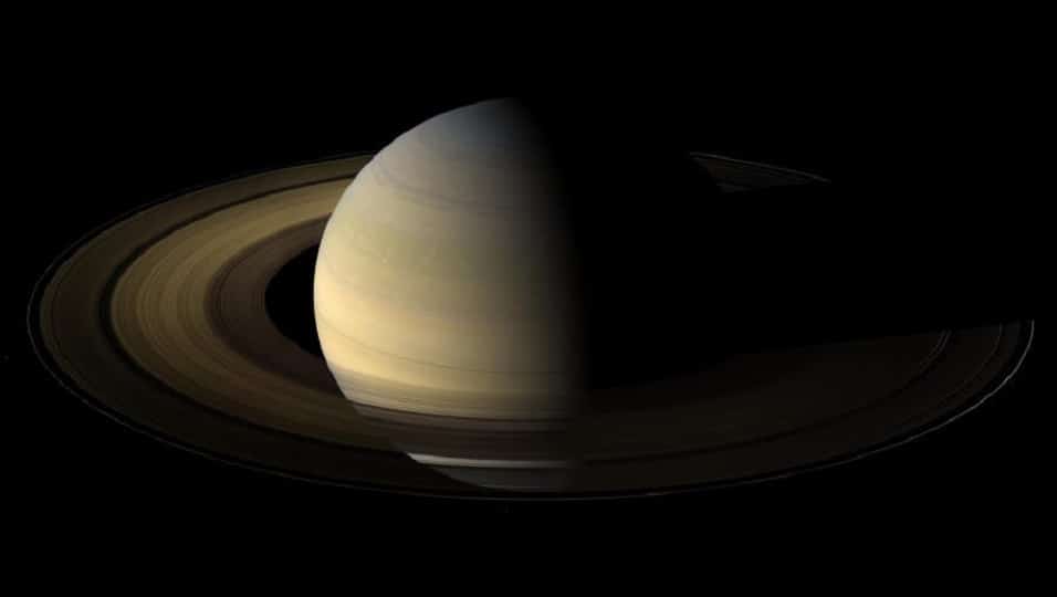 Sonda espacial, Cassini, se desintegra em Saturno, mas deixa imagens e informações incríveis!
