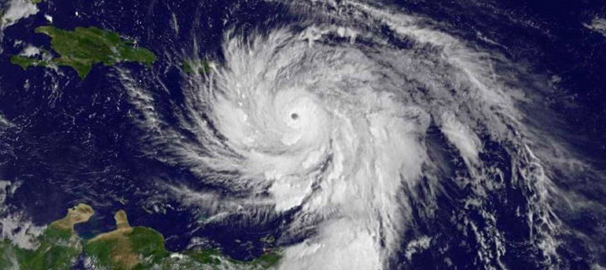 Passagem de furacão Maria por Porto Rico afeta internet no Brasil, diz jornal