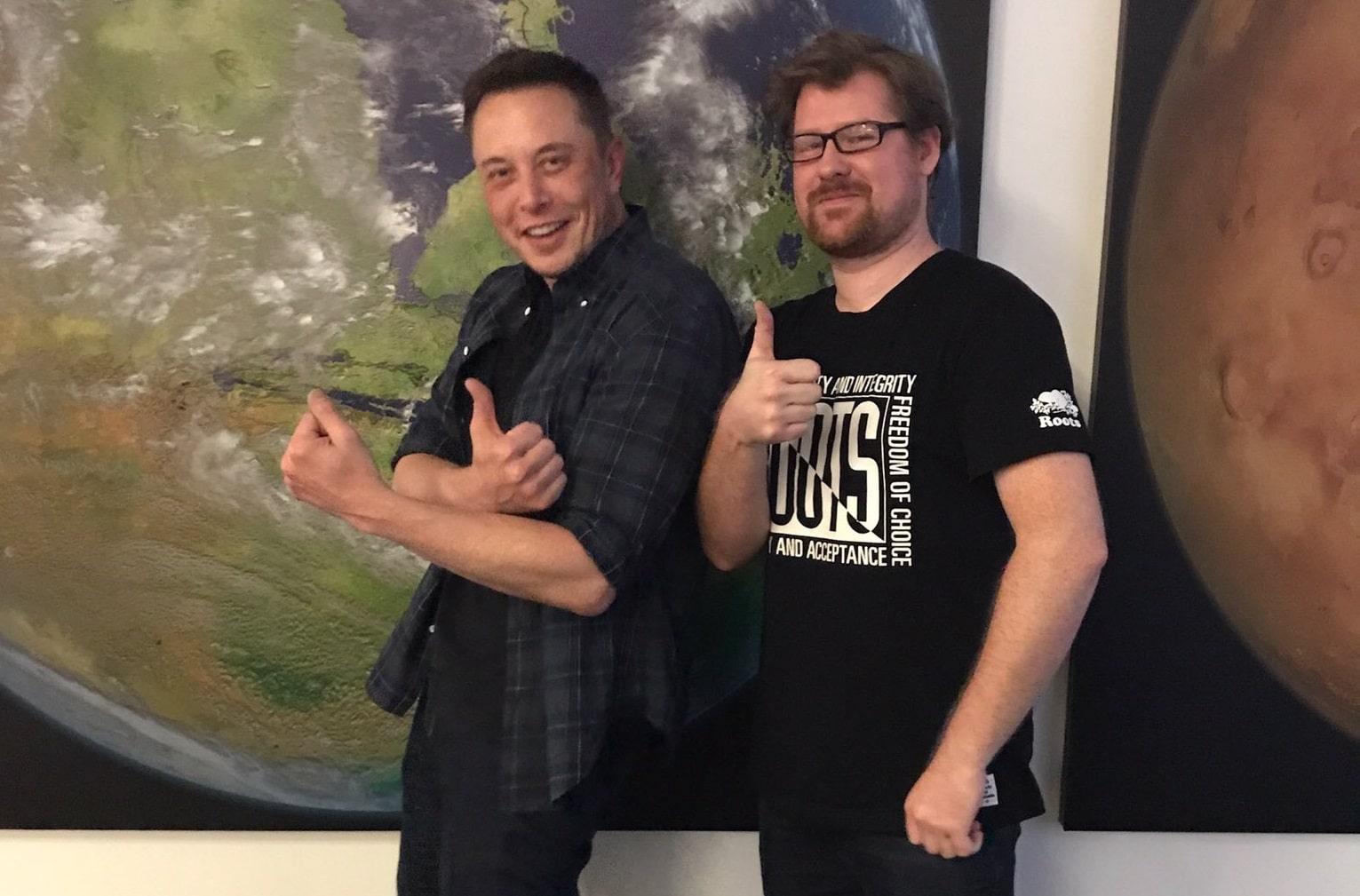 Elon Musk se encontra com criadores de Rick and Morty