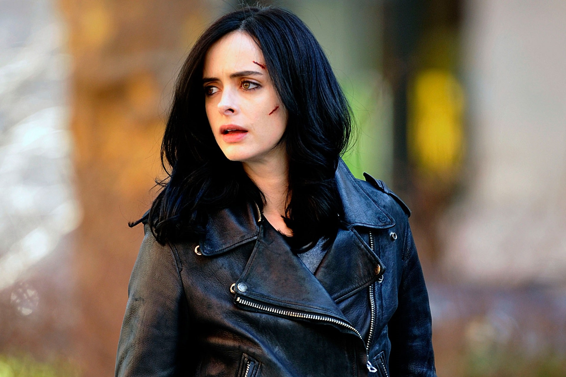 Jessica Jones | Krysten Ritter tomou um soco e desmaiou durante filmagens da segunda temporada