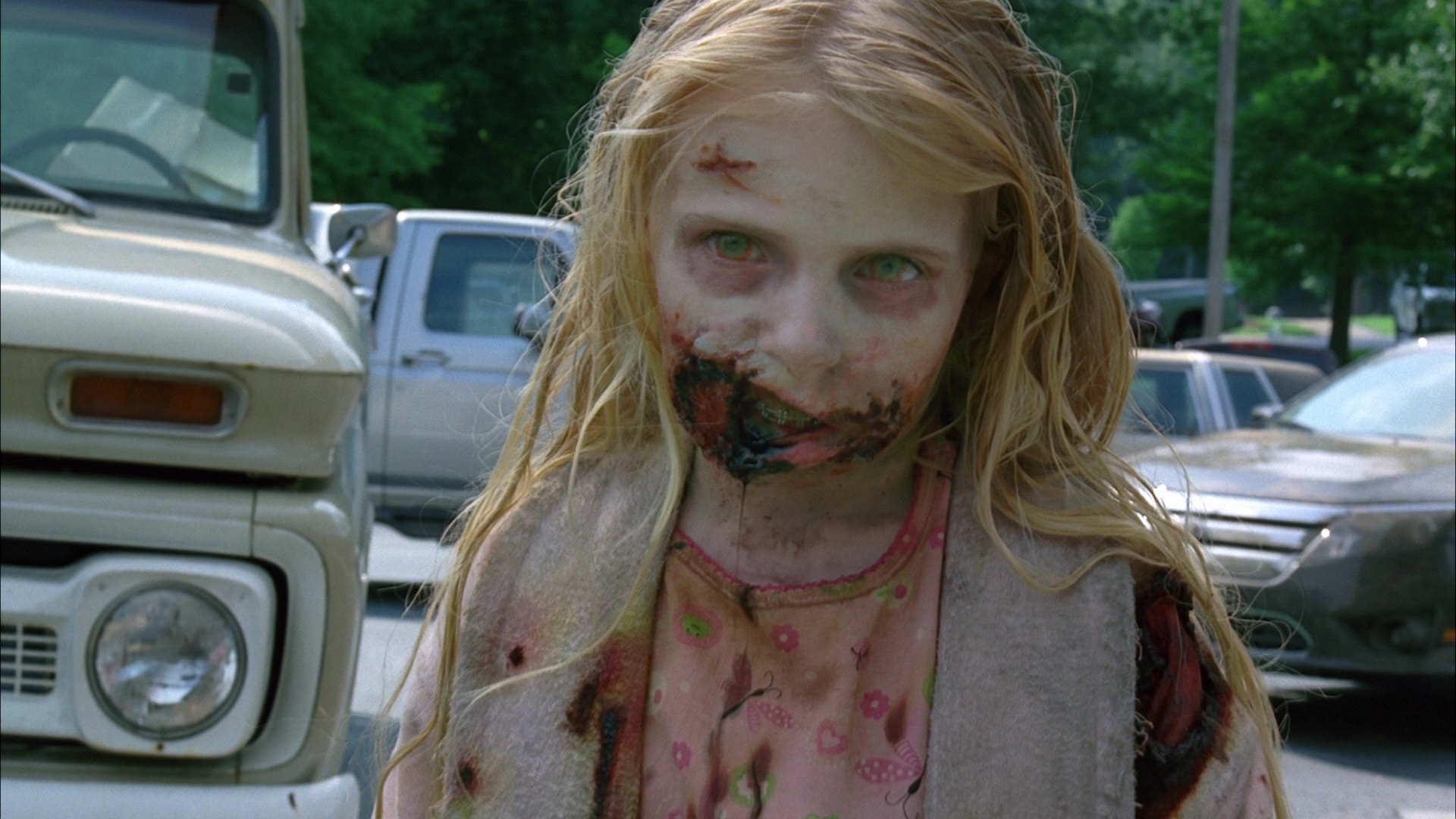 The Walking Dead | Primeira walker da série fez uma breve aparição no episódio 100