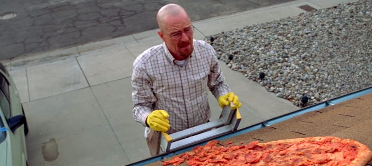 Donos da casa de Walter em Breaking Bad colocam muro para afastar fãs descontrolados