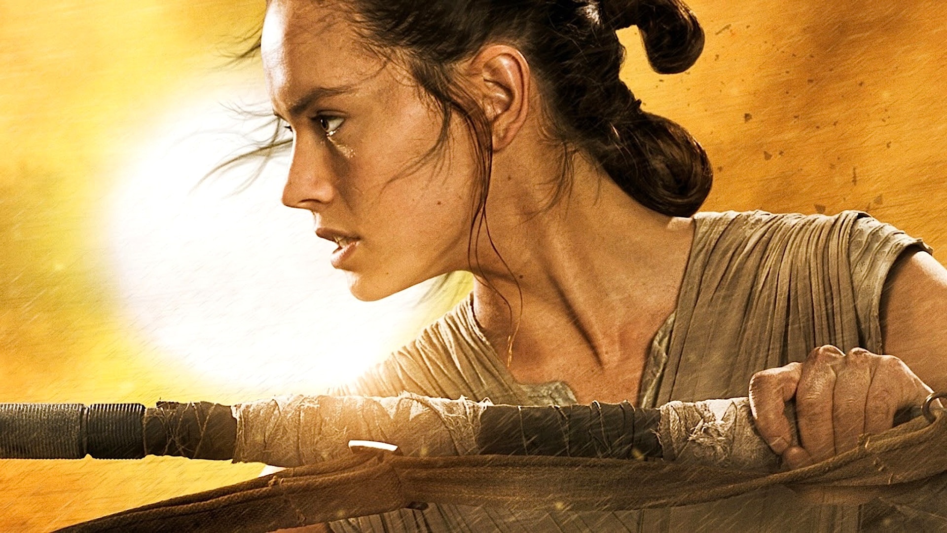 Daisy Ridley fala sobre o conflito de Rey entre o lado da luz e o das sombras em Star Wars