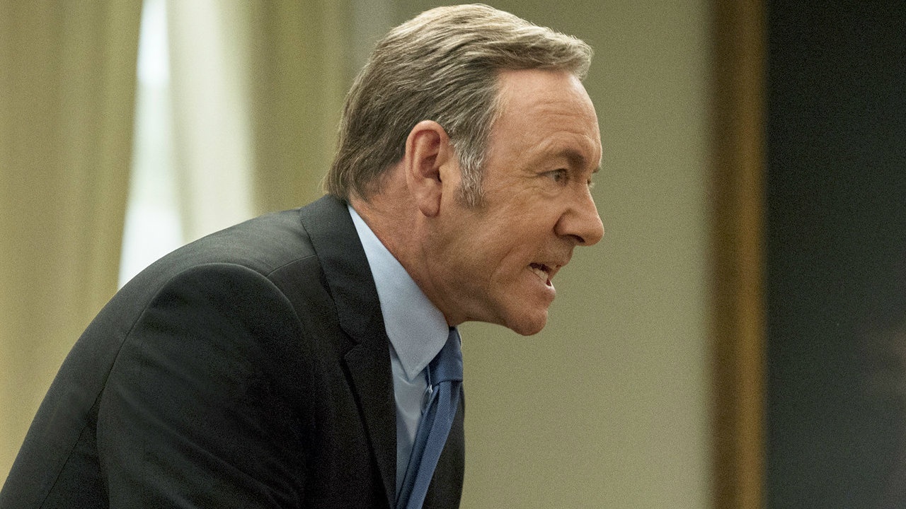 Kevin Spacey é acusado de assédio sexual por oito membros da equipe de House of Cards