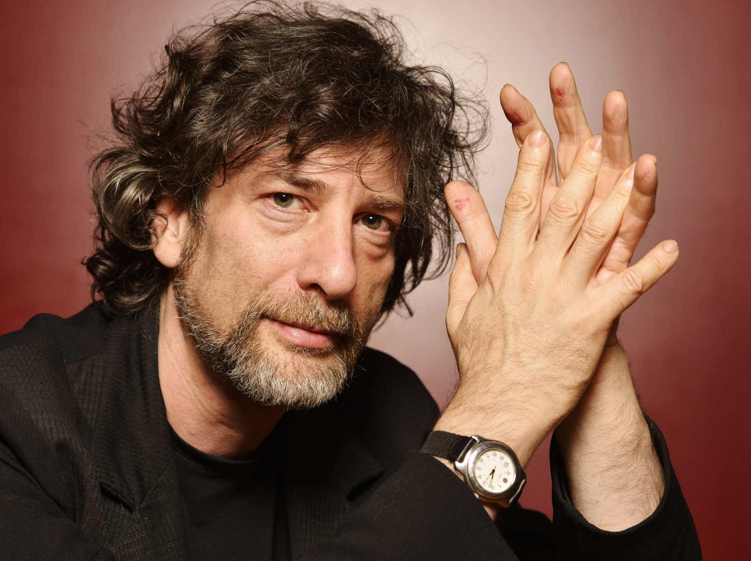 American Gods | Neil Gaiman nega rumores de que será o novo showrunner