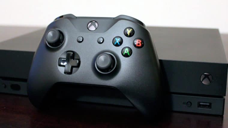 Xbox One X vende 80 mil unidades no lançamento e supera PS4 Pro no Reino Unido