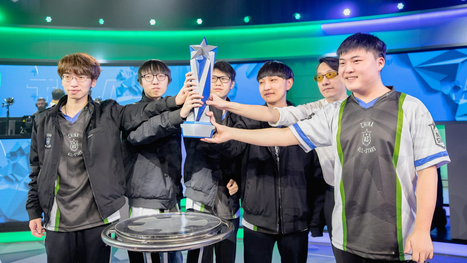 League of Legends | Time chinês é campeão do All-Stars 2017