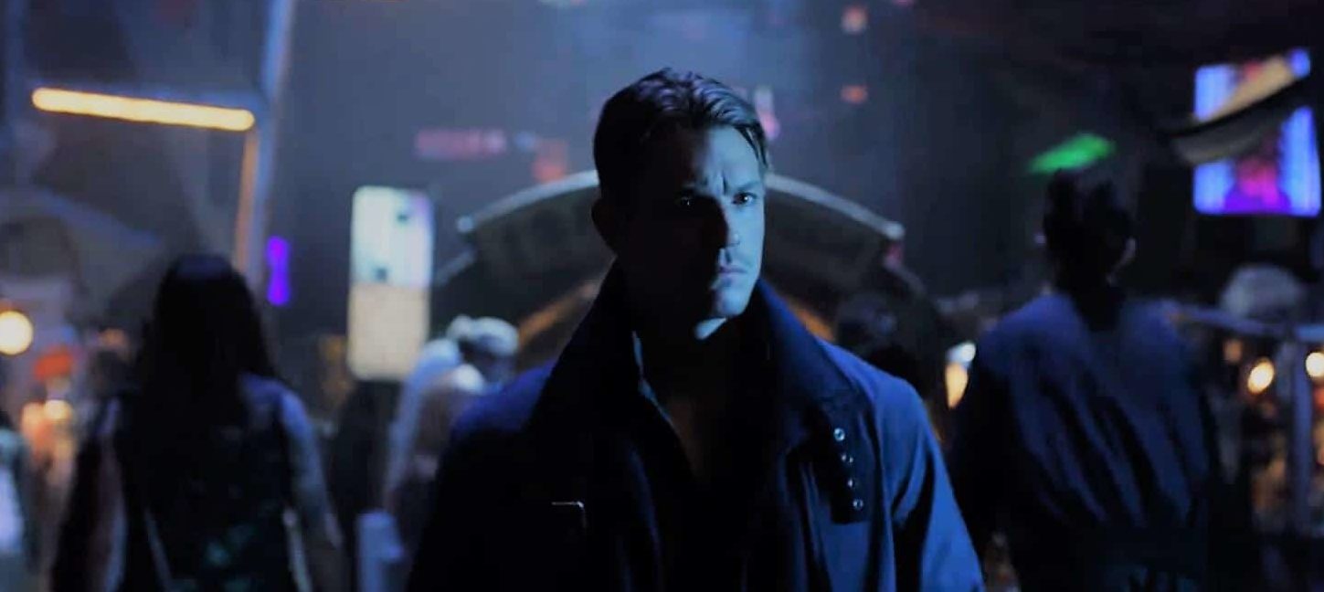 Altered Carbon | Joel Kinnaman vai exibir cenas da série no Brasil