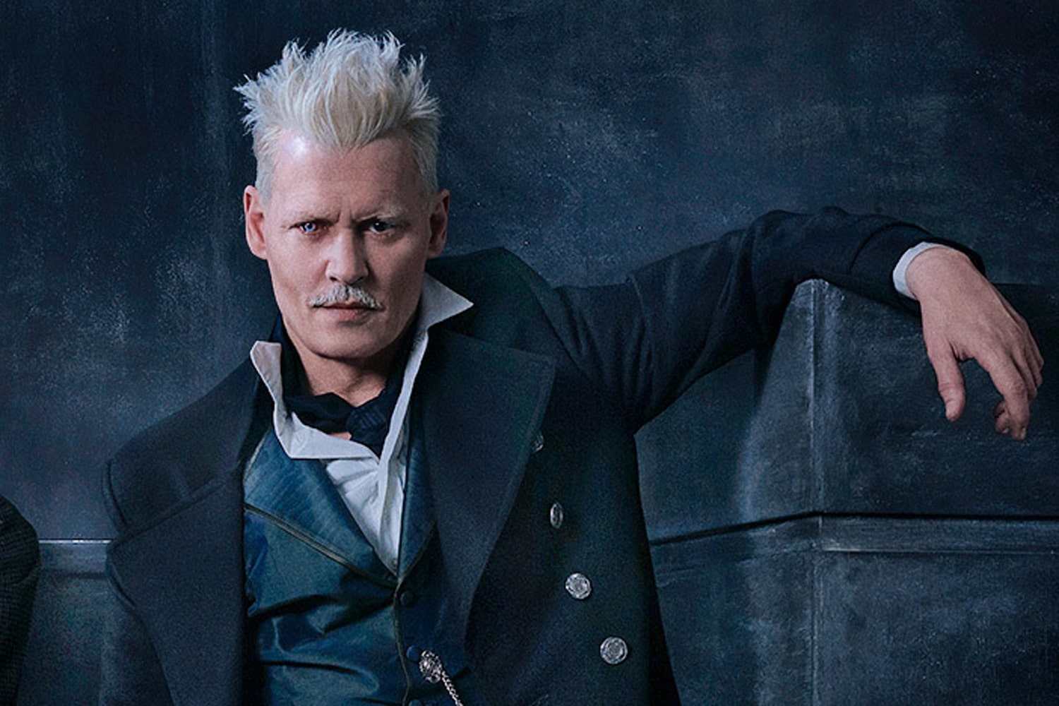 J.K. Rowling finalmente fala sobre escolha de manter Johnny Depp como Grindewald