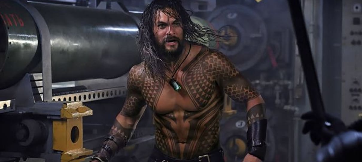 Aquaman aparece em submarino na nova foto do filme