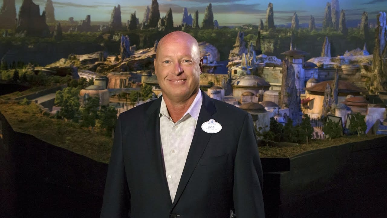 Diretor dos parques Disney pode substituir Bob Iger como CEO do conglomerado