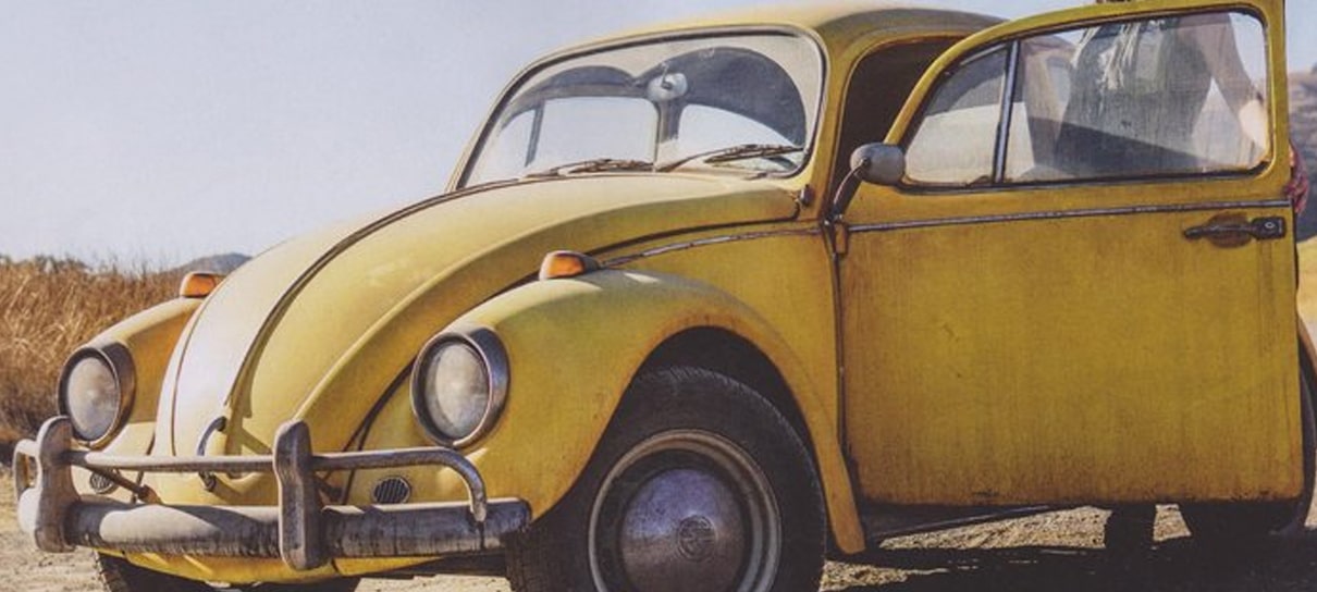 Bumblebee aparece em sua versão clássica na primeira foto do filme