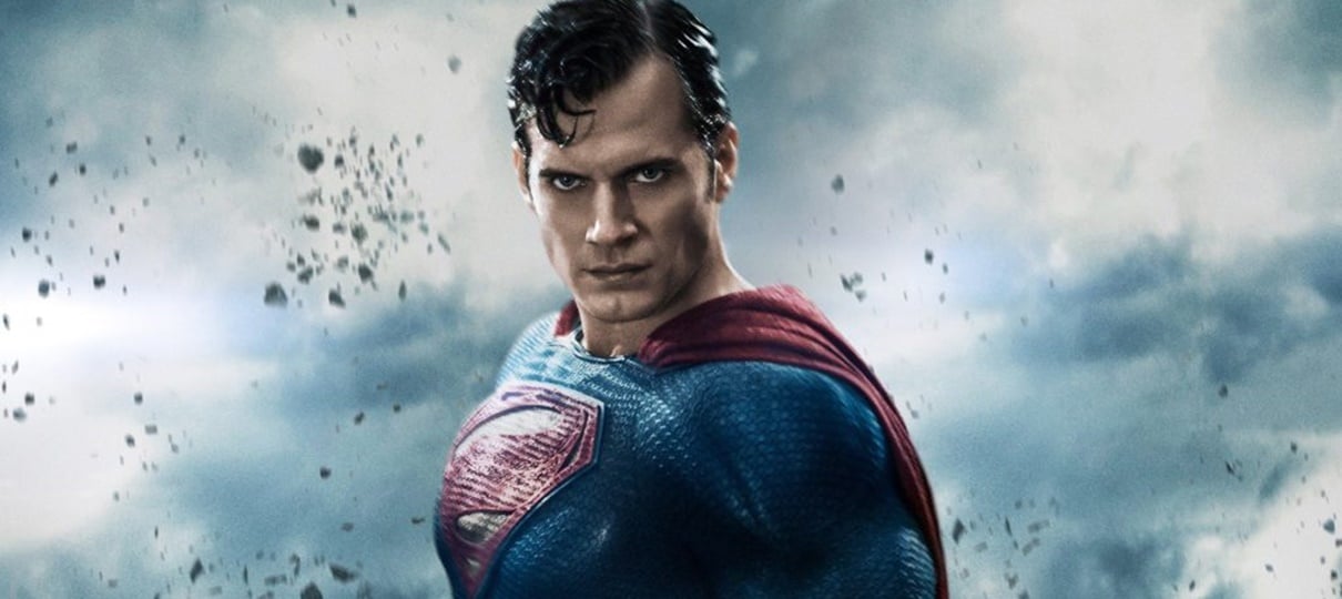 Liga da Justiça | Henry Cavill revela que mergulhou na leitura de HQs para seu papel