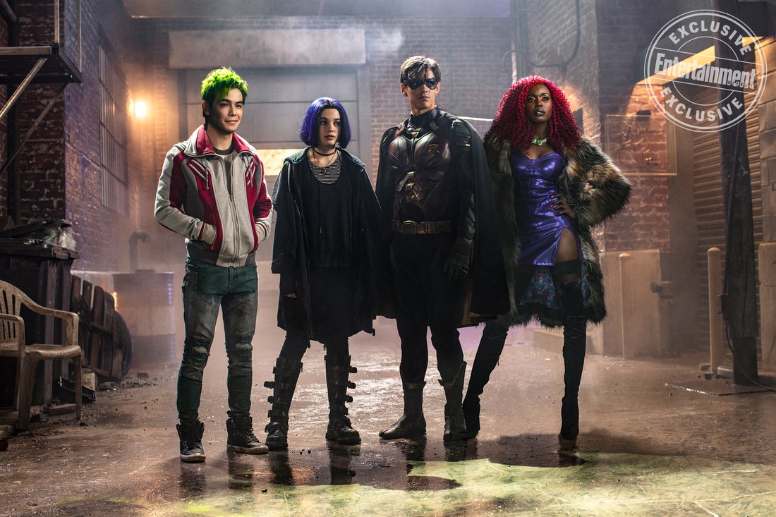 Titans  Robin aparece em novas fotos do live-action - NerdBunker