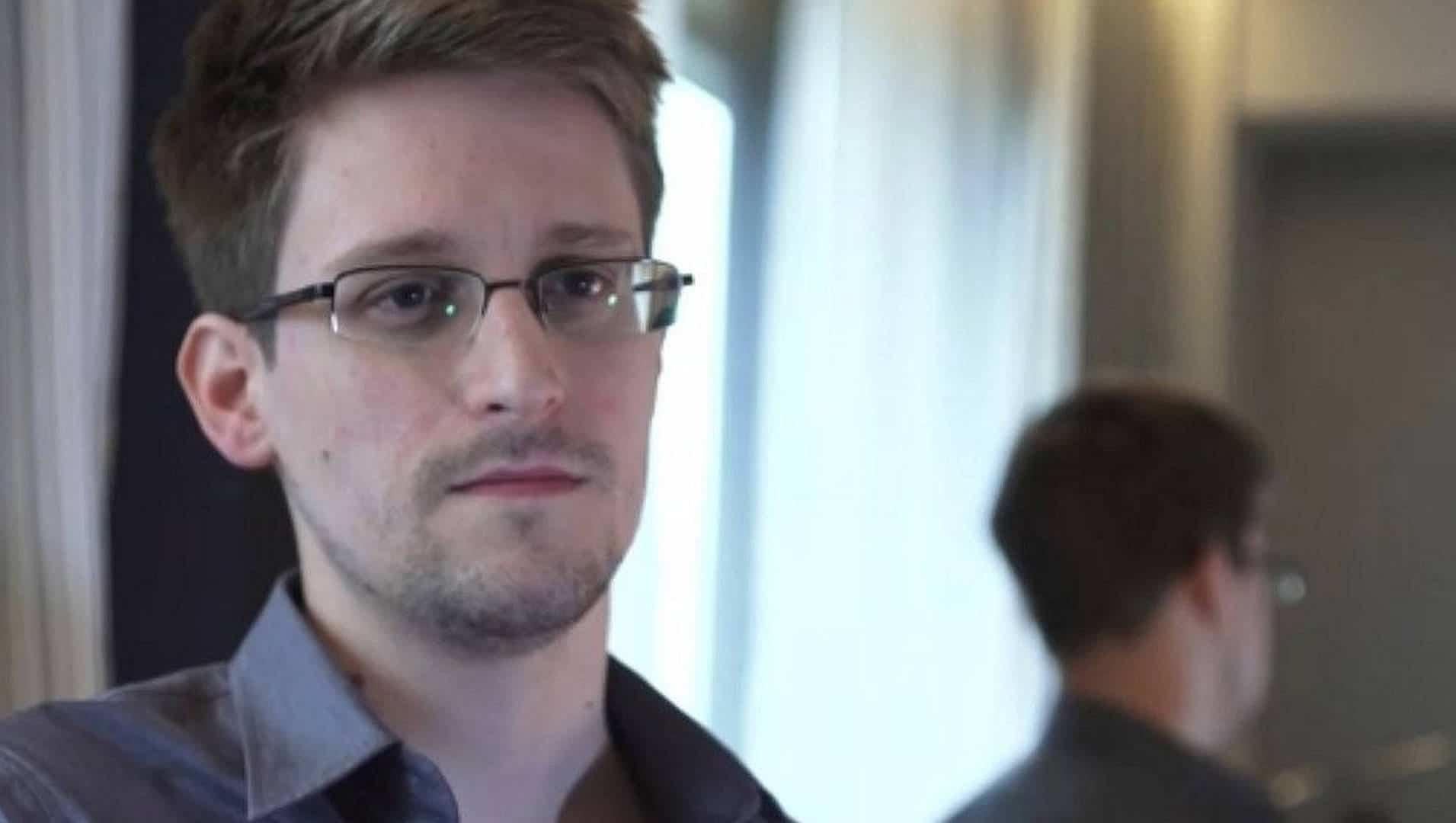 Edward Snowden lança aplicativo que transforma seu celular em um sistema de segurança