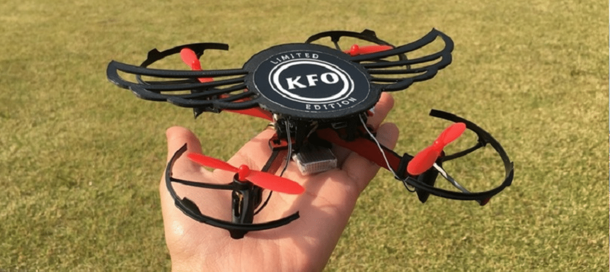 Agora você pode montar um drone enquanto come frango - mas só na Índia