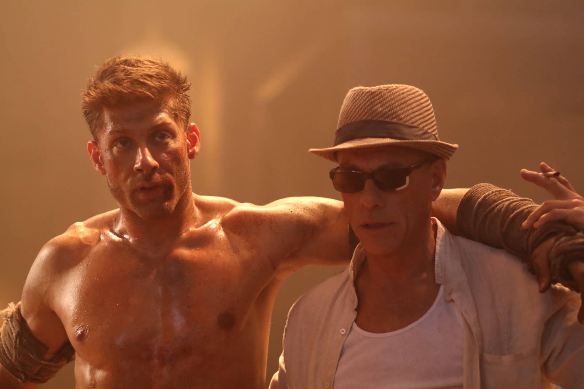 Kickboxer: Retaliation ganha trailer com Van Damme, Mike Tyson e Ronaldinho Gaúcho